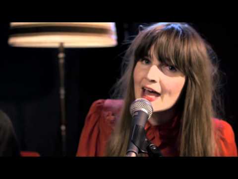 Jennie Abrahamson - Hard To Come By (Live)